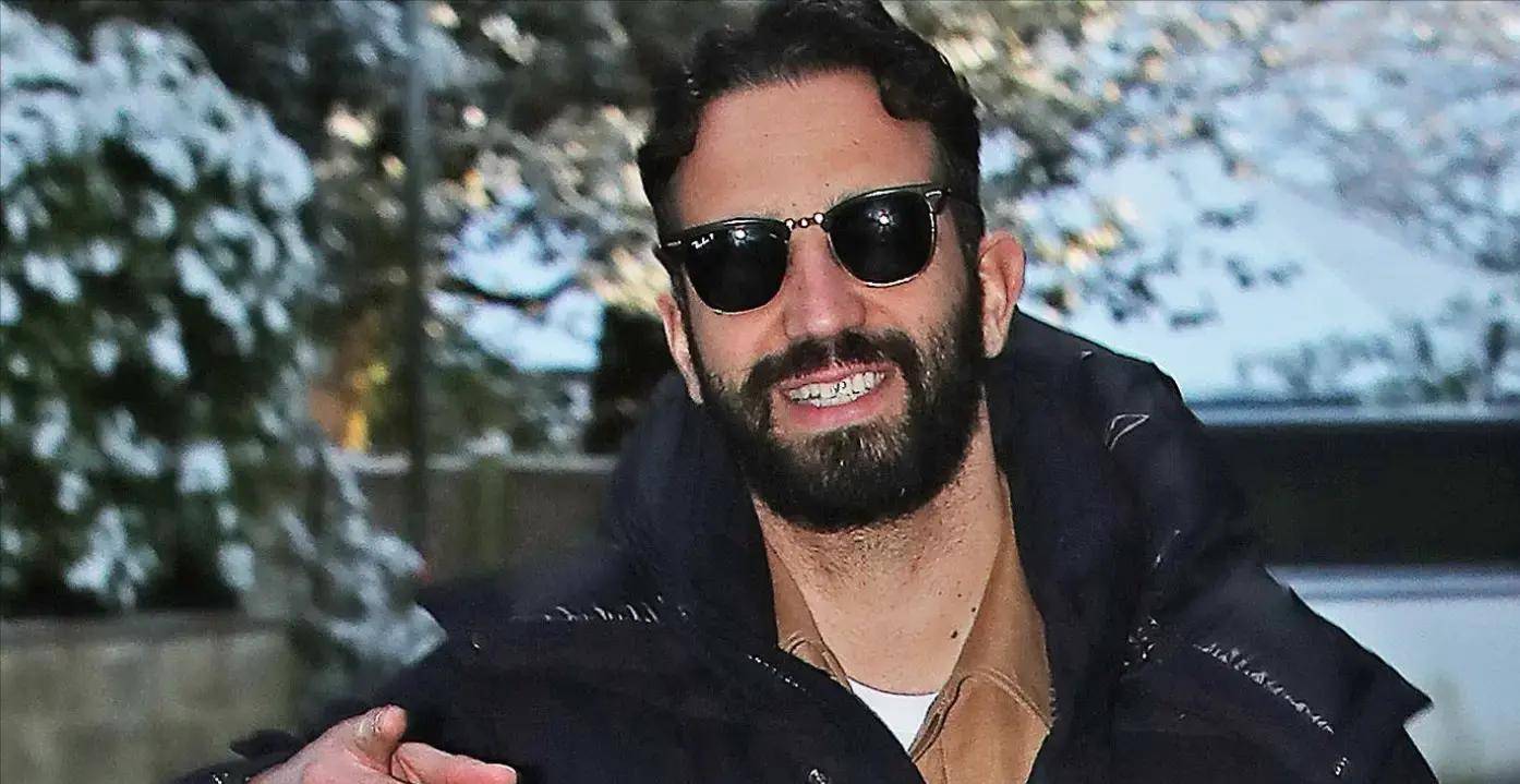 世界杯竞猜-富勒姆成黑马！切尔西德比战迎大考，曼联换帅赛程添变数