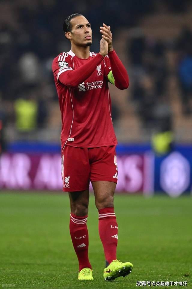 世界杯规则-利物浦薩(sà)拉赫回归！亨德森和范迪尅(kè)劝和不劝离，闻说鸡鸣见日升！