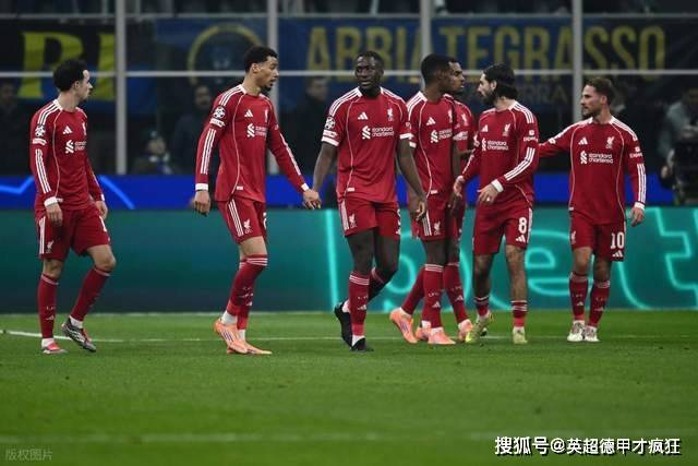 世界杯规则-利物浦薩(sà)拉赫回归！亨德森和范迪尅(kè)劝和不劝离，闻说鸡鸣见日升！